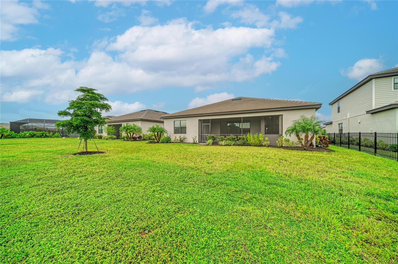 15332 SERENE SHORES LOOP