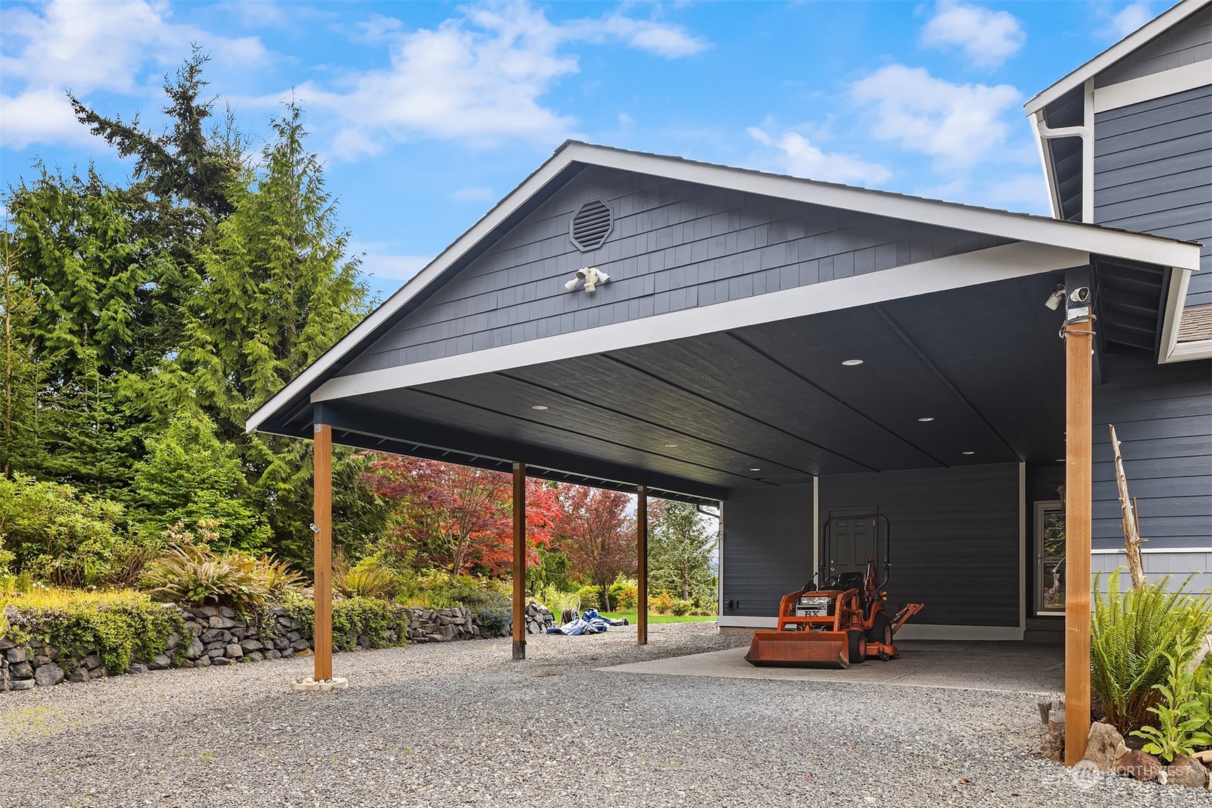 3504 161st Avenue NE