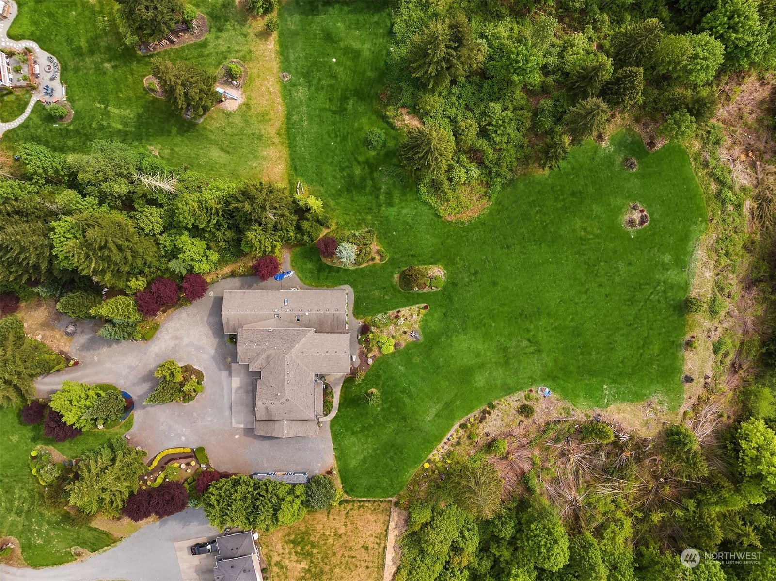 3504 161st Avenue NE