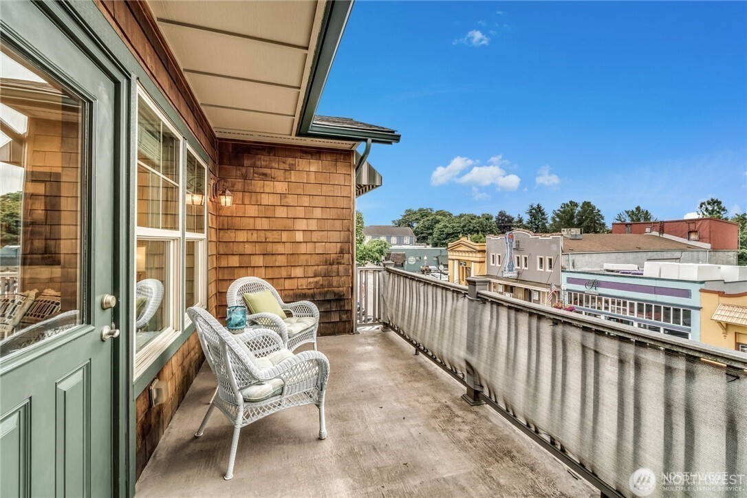 1020 1st Street Unit: 304