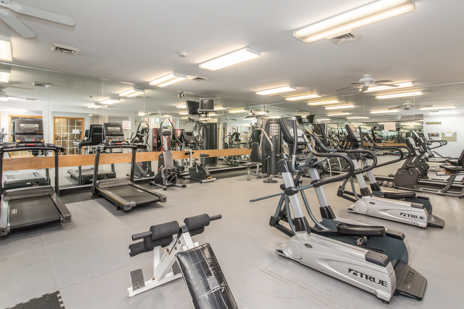 75 Kristin Circle Unit: 520