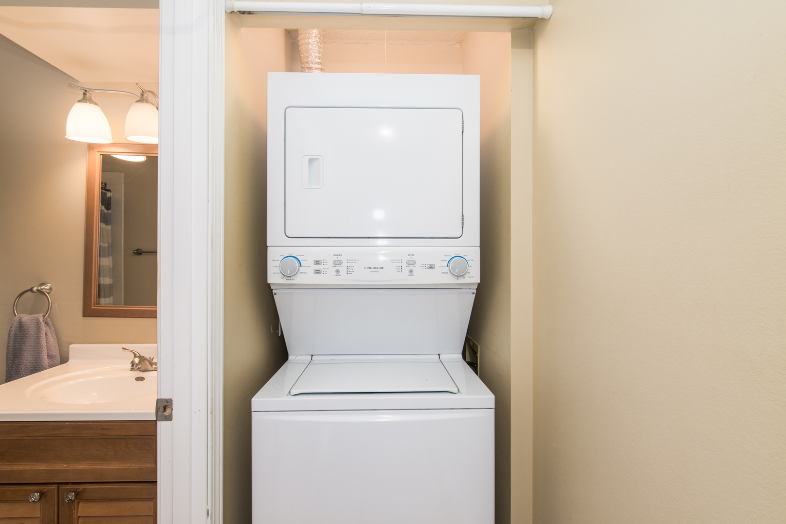 75 Kristin Circle Unit: 520