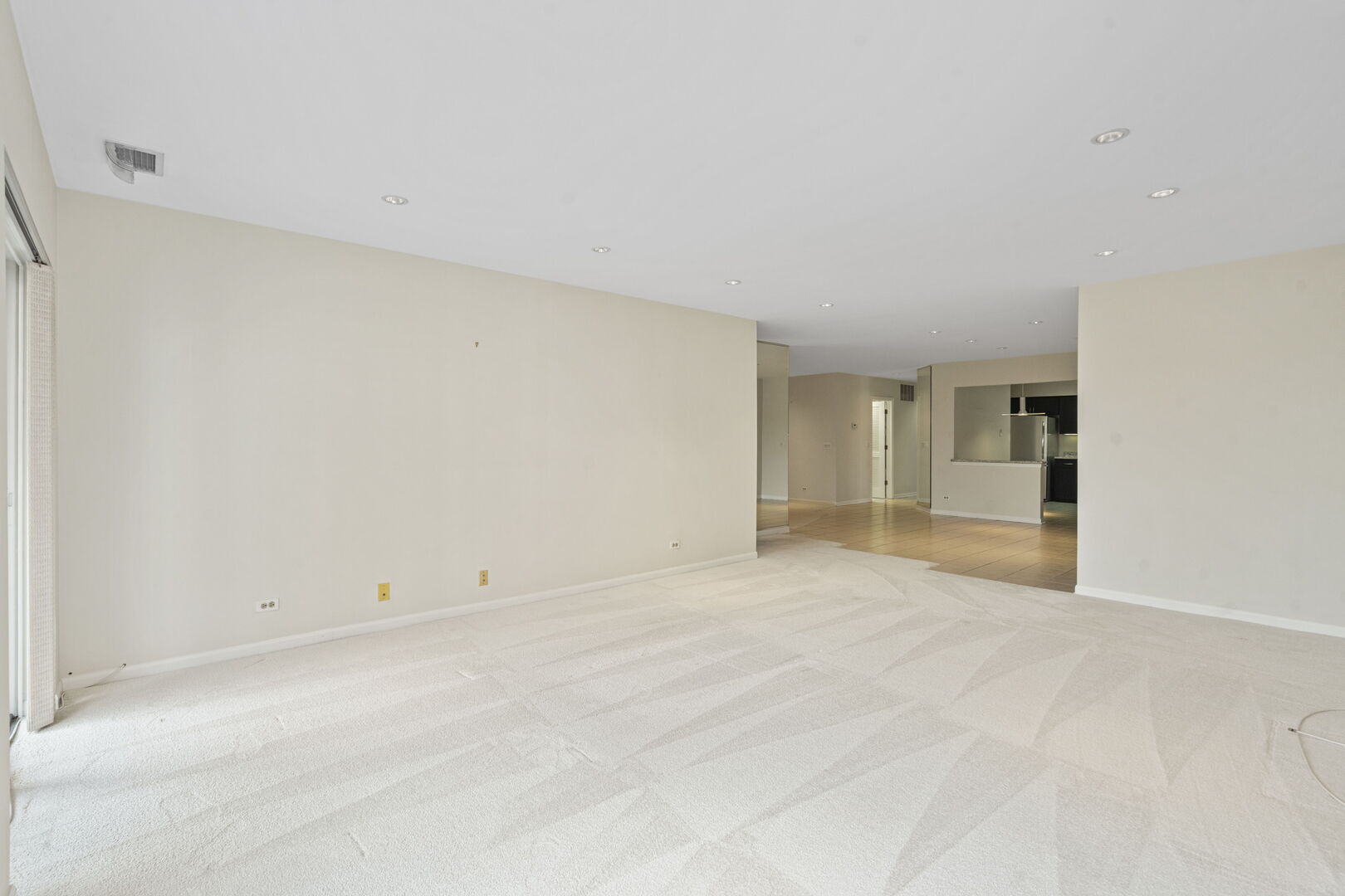 3100 Lexington Lane Unit: 203