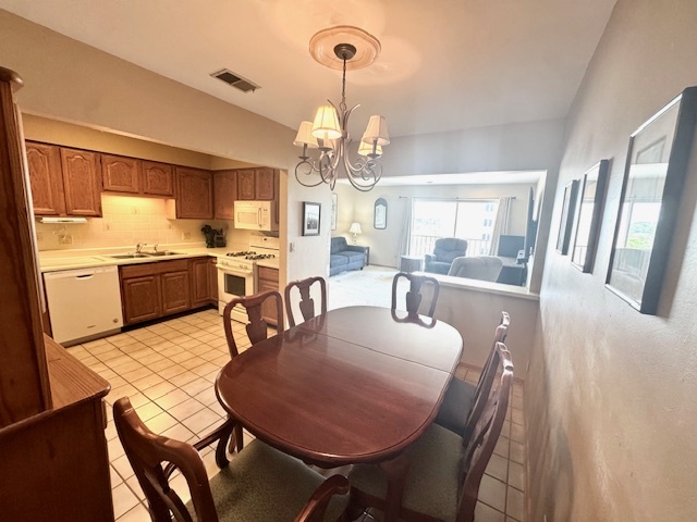1365 Ashland Avenue Unit: 604