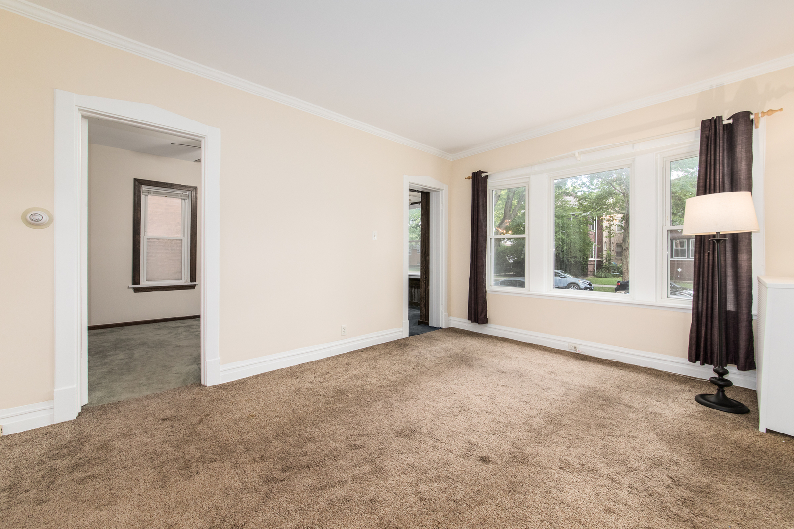 5253 W Cullom Avenue