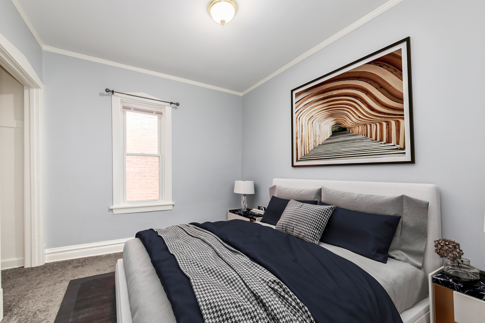 5253 W Cullom Avenue