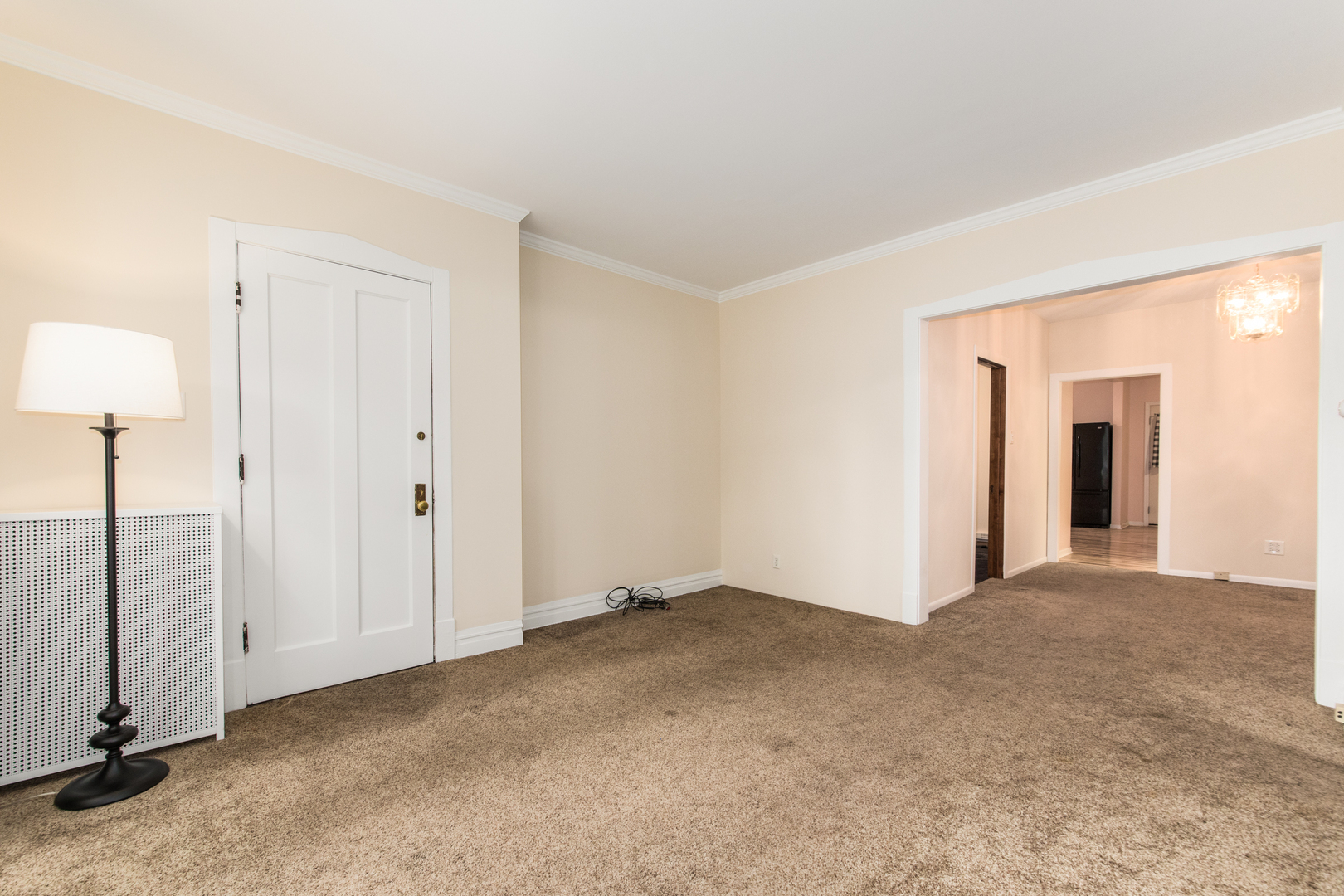 5253 W Cullom Avenue