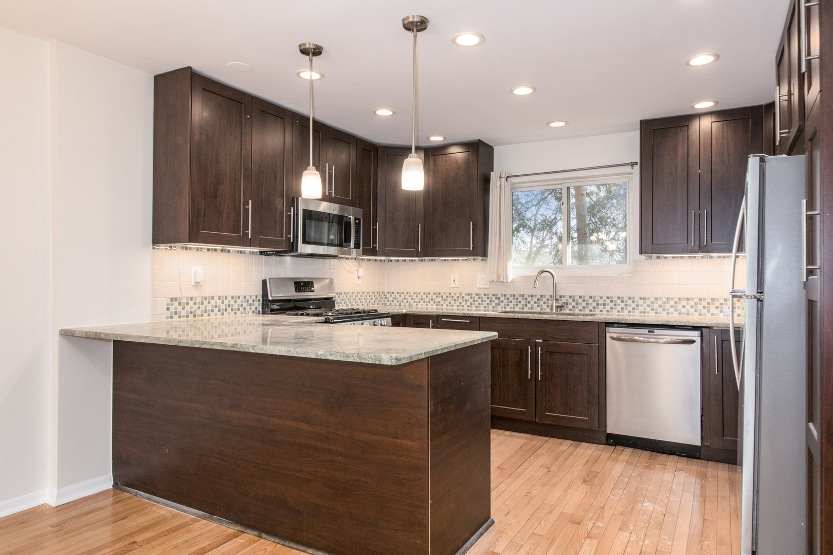 5961 N East Circle Avenue Unit: 1B