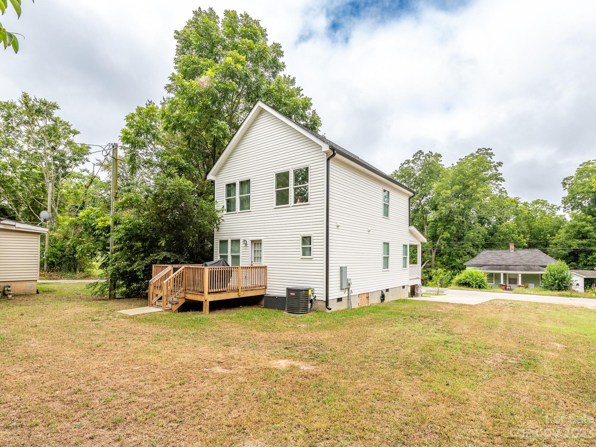 123 Pleasant Hill Street