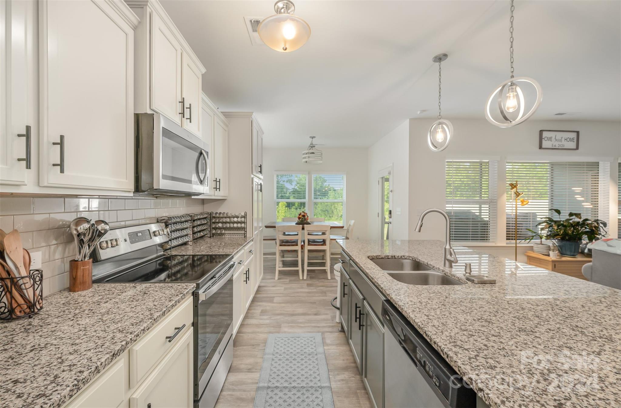 2048 New Hope Branch Way