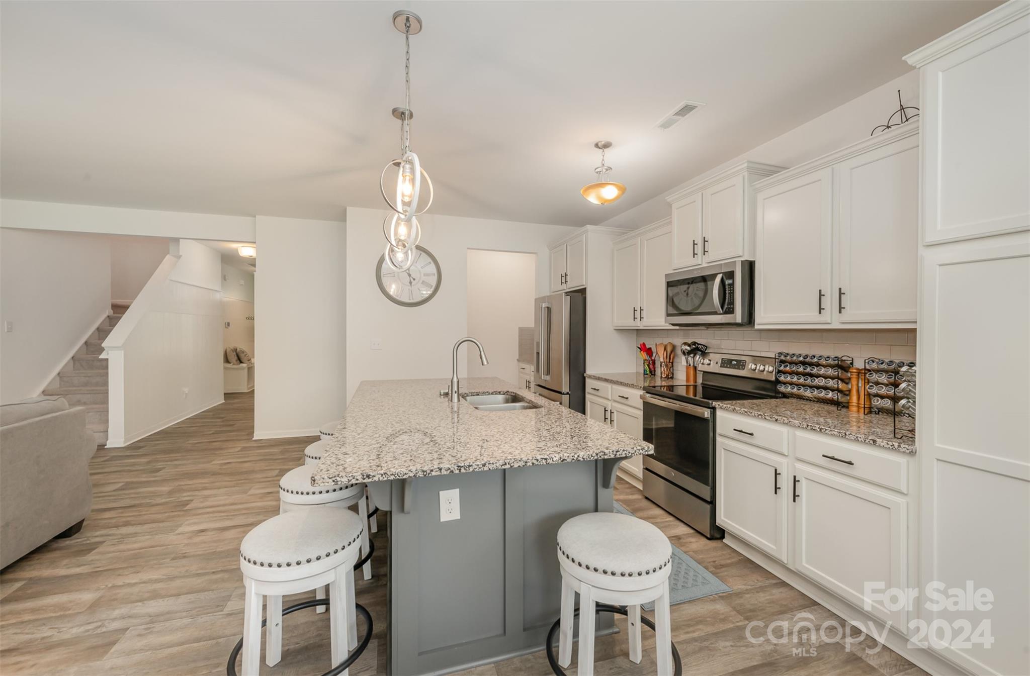2048 New Hope Branch Way