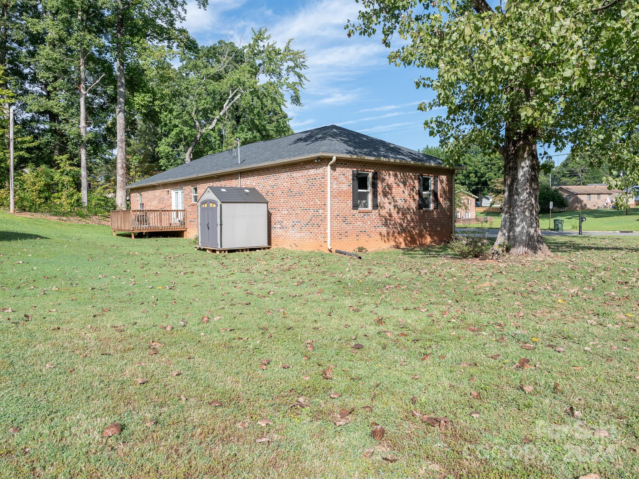706 Woodside Drive