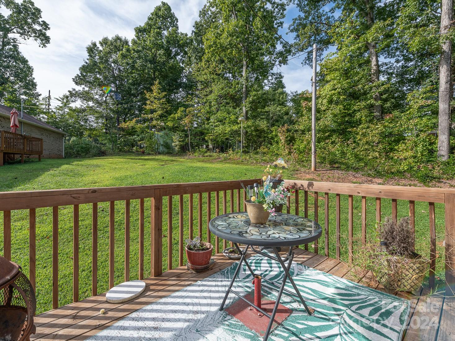706 Woodside Drive