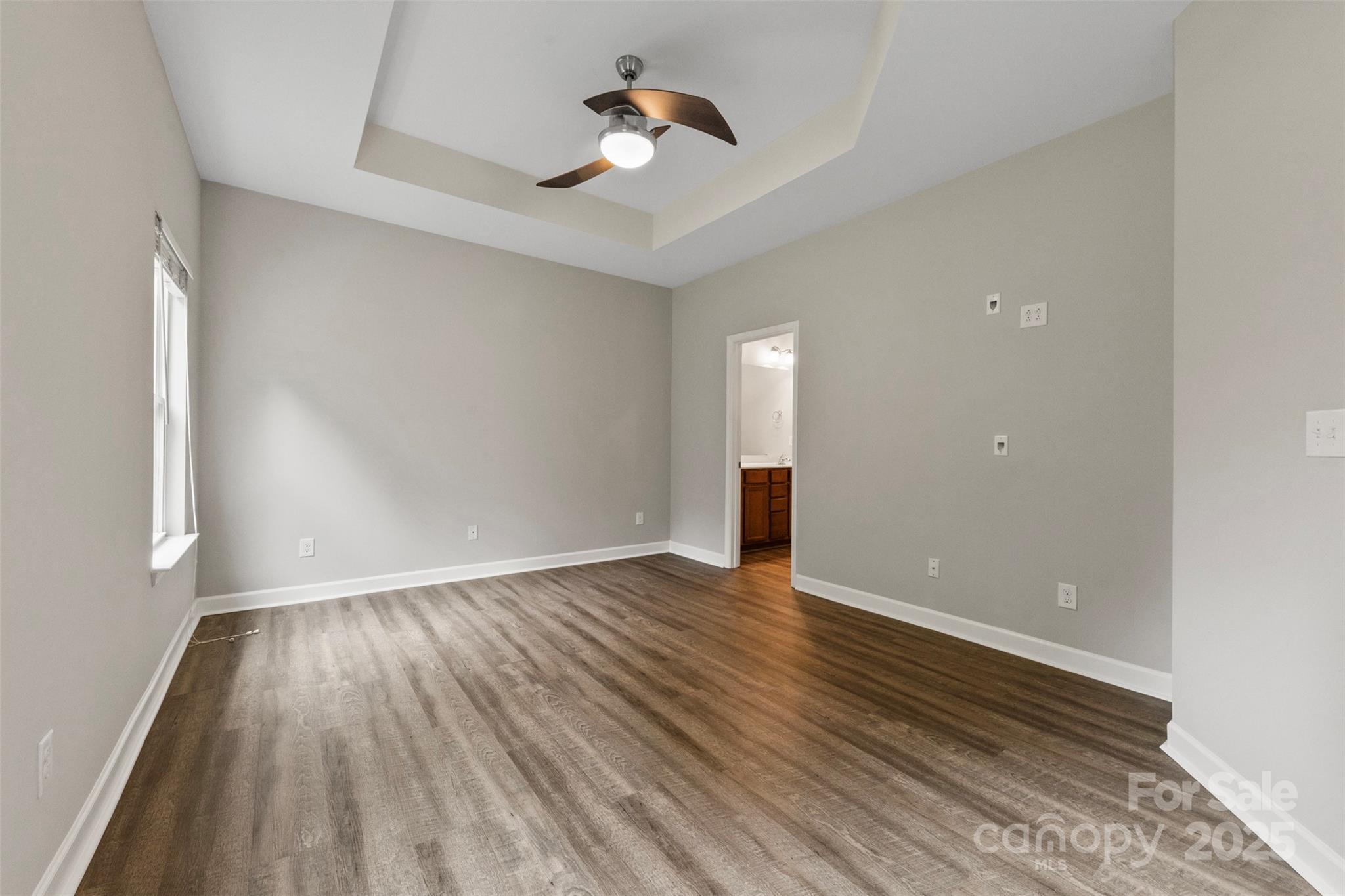 8505 Loxton Circle