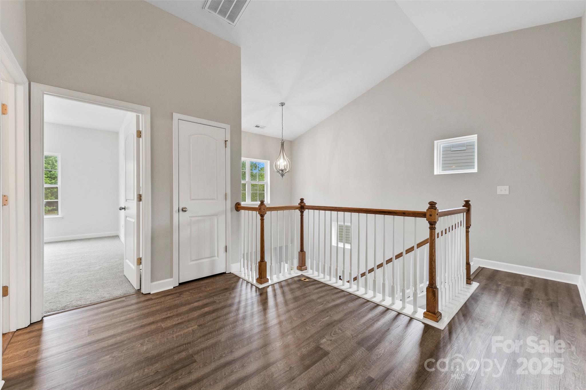 8505 Loxton Circle
