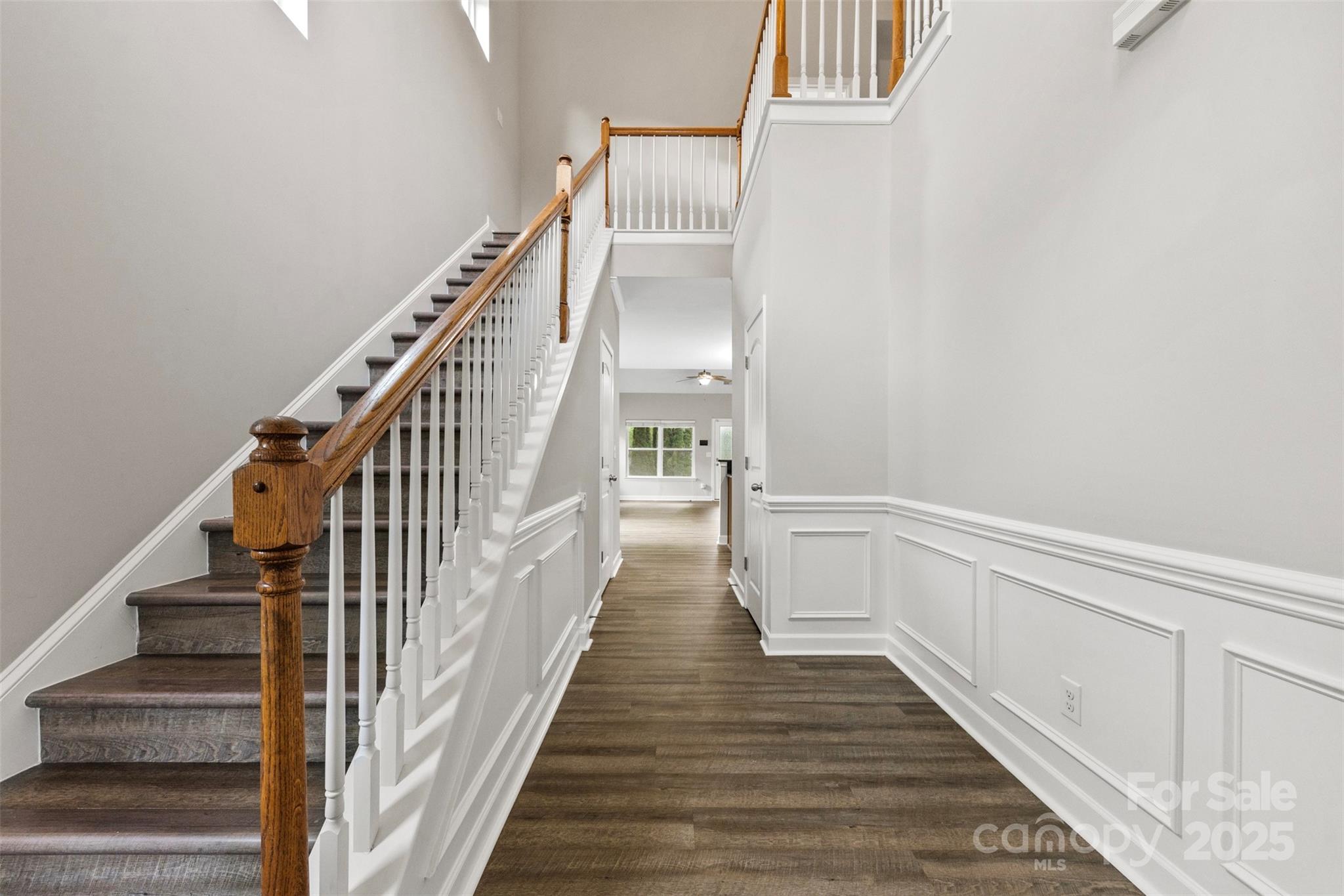 8505 Loxton Circle