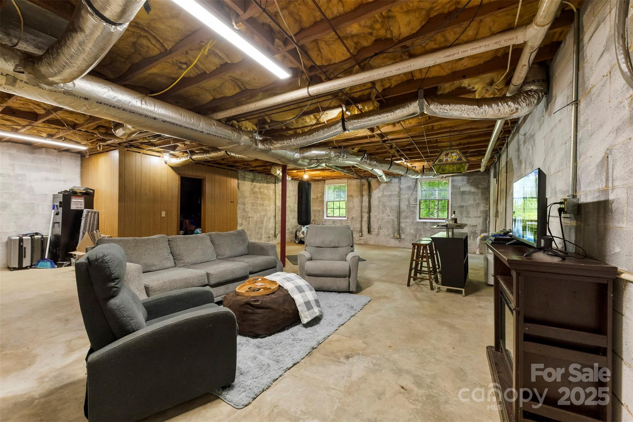 1765 Burnette Street