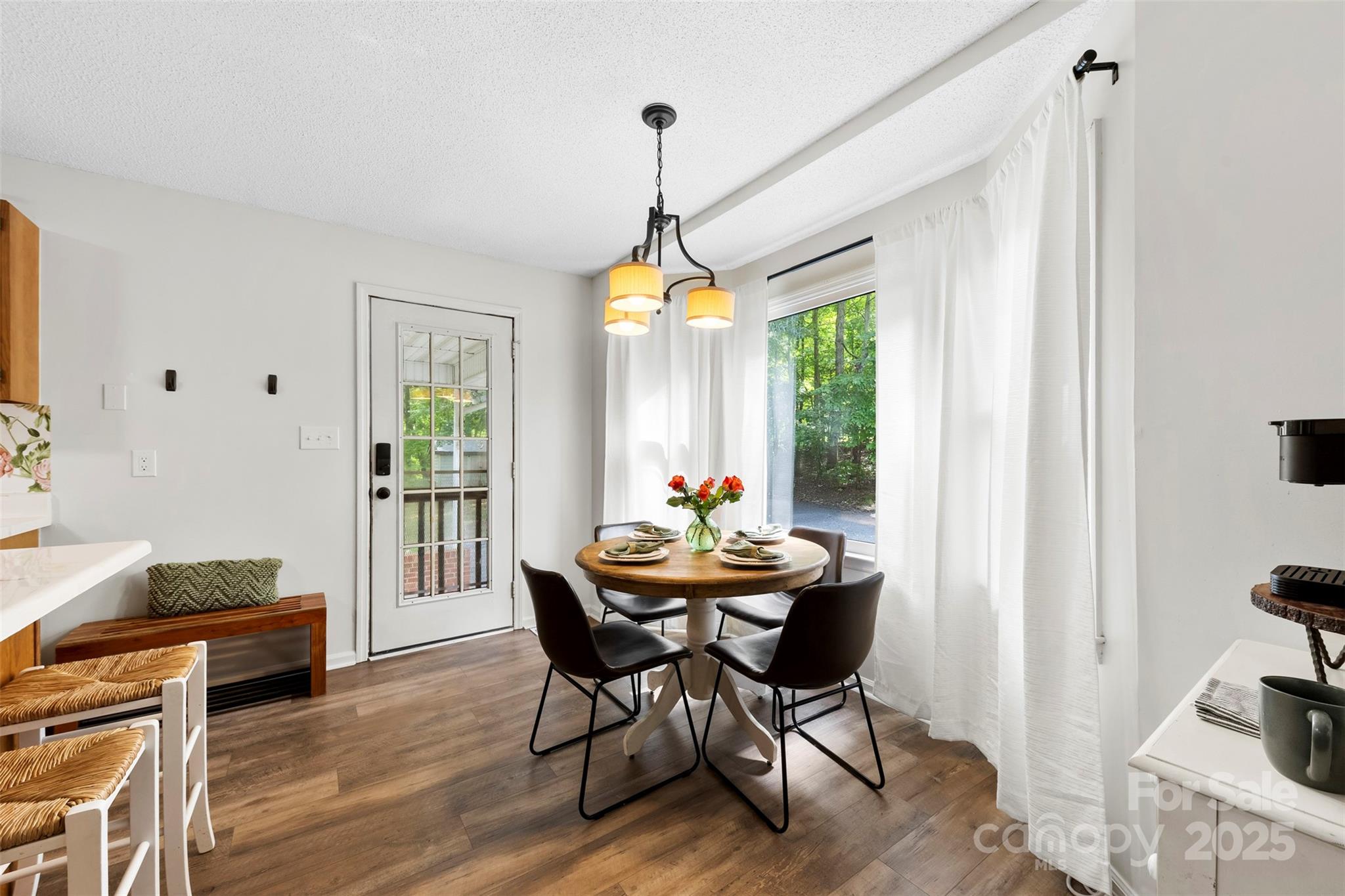 1765 Burnette Street