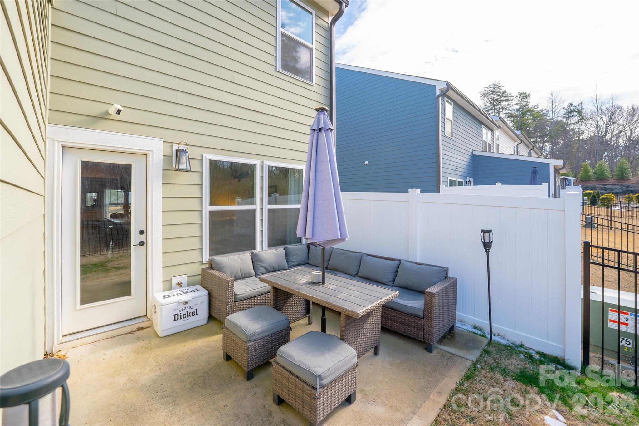 937 Canopy Falls Lane