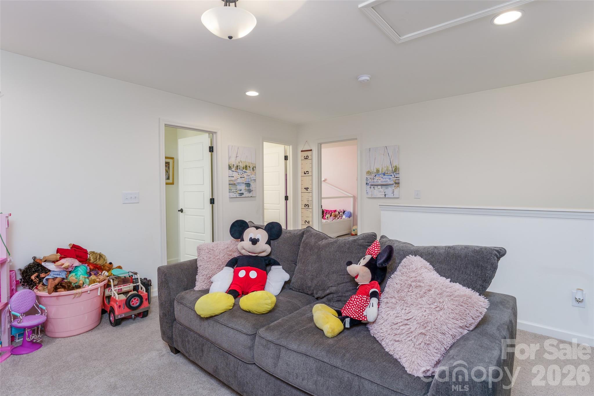 937 Canopy Falls Lane