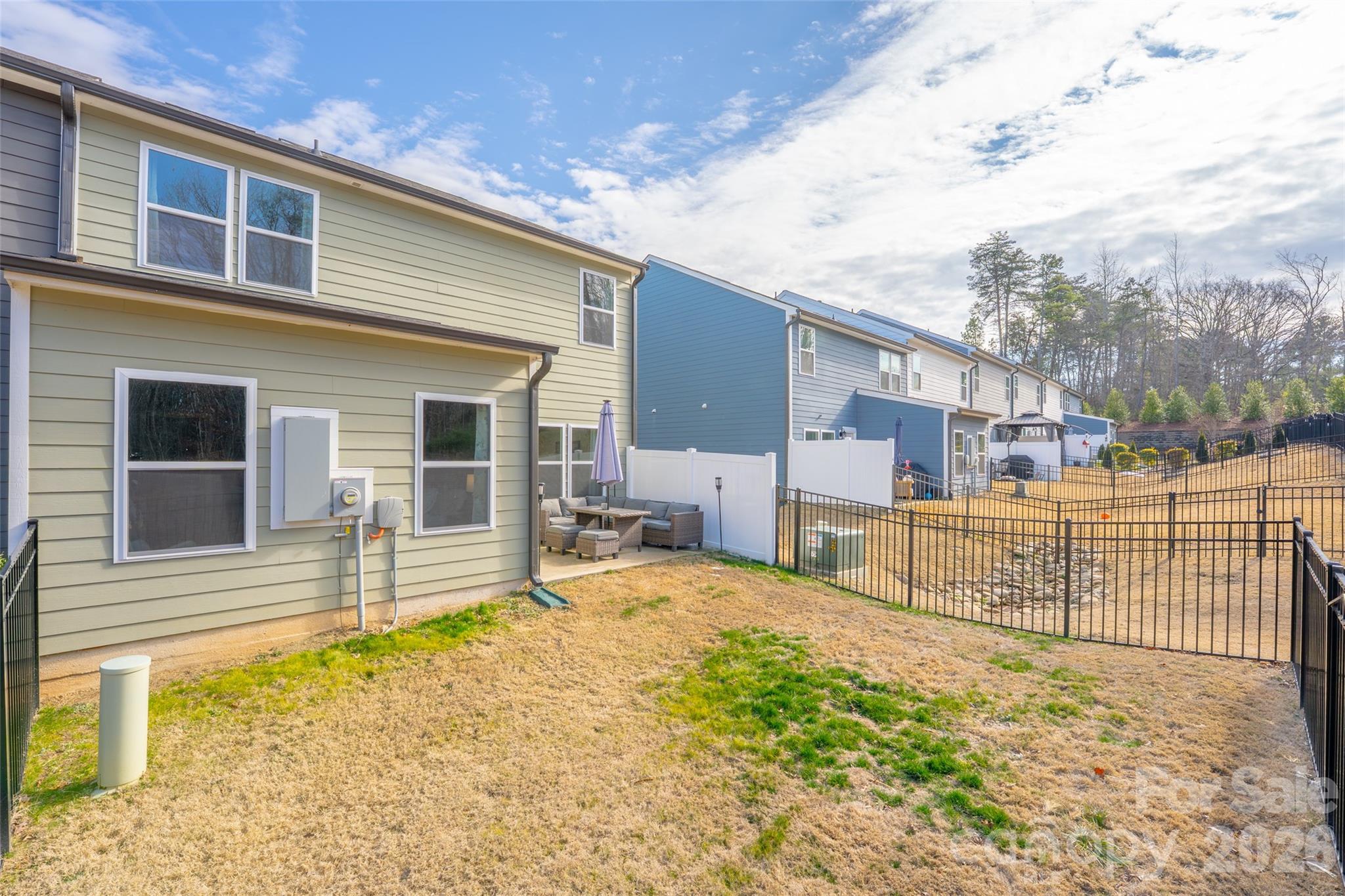 937 Canopy Falls Lane