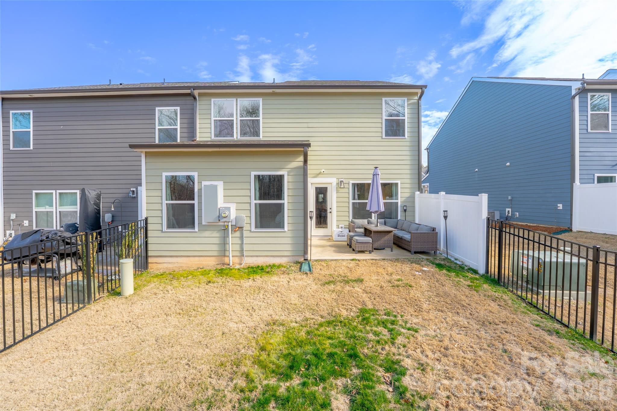 937 Canopy Falls Lane