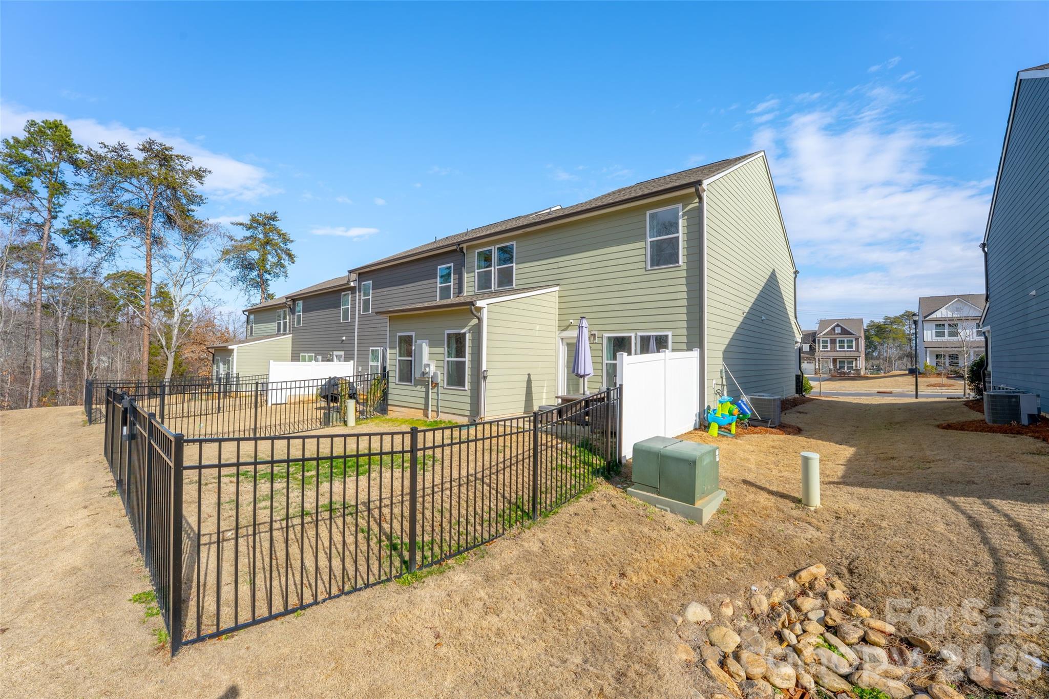 937 Canopy Falls Lane