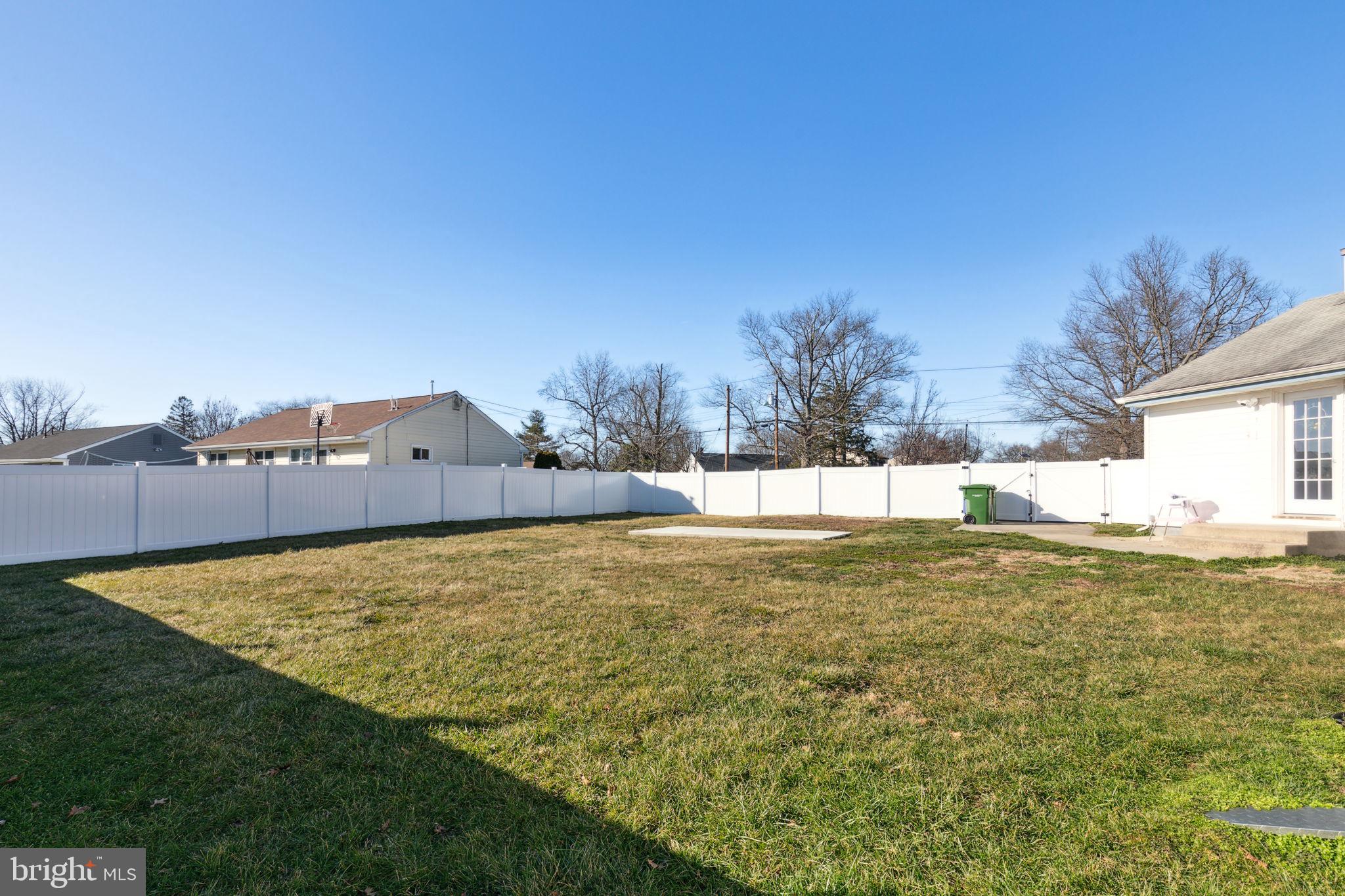 40 Baker Blvd