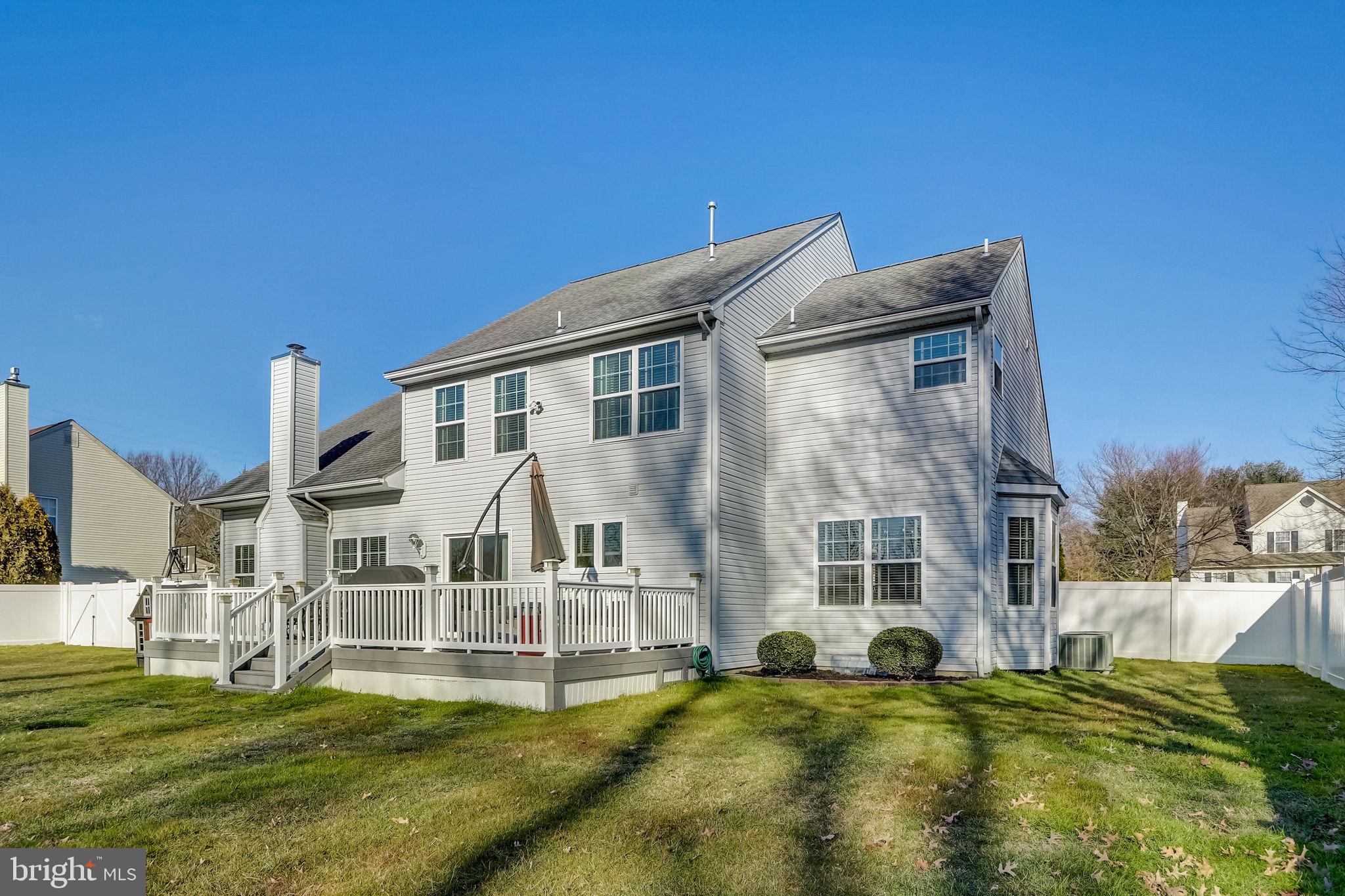 154 Memorial Ln