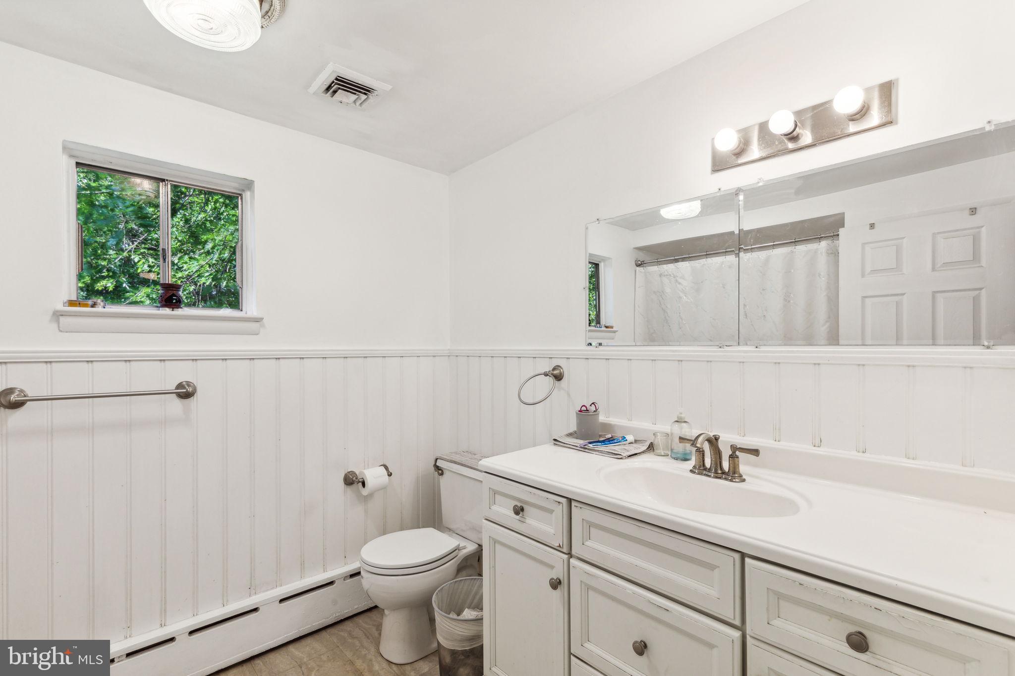 411 Kathleen Ave