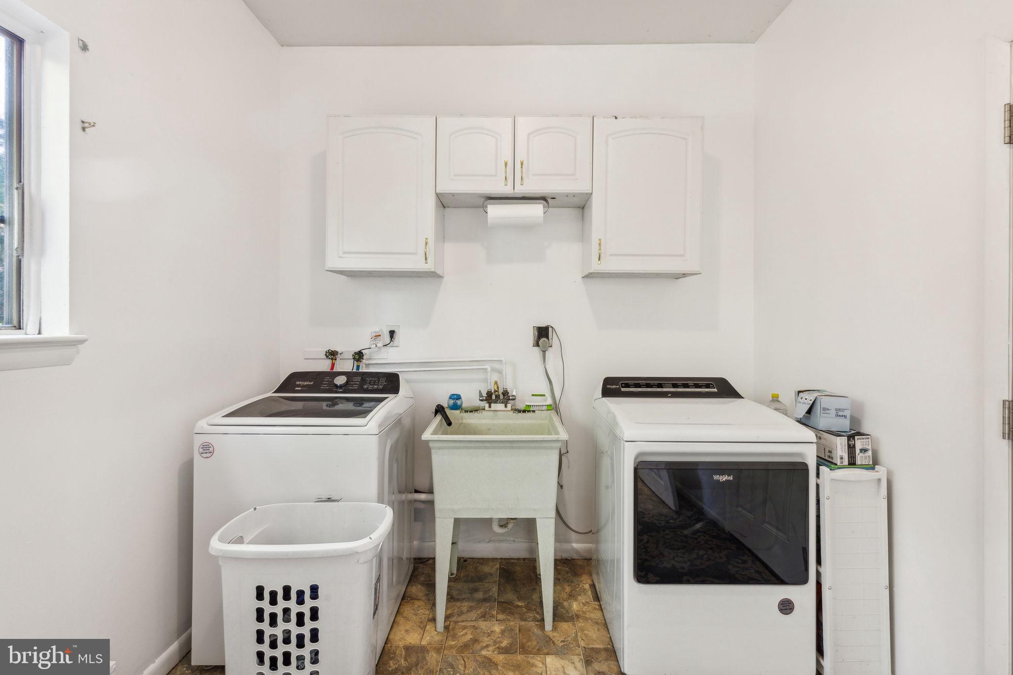 411 Kathleen Ave