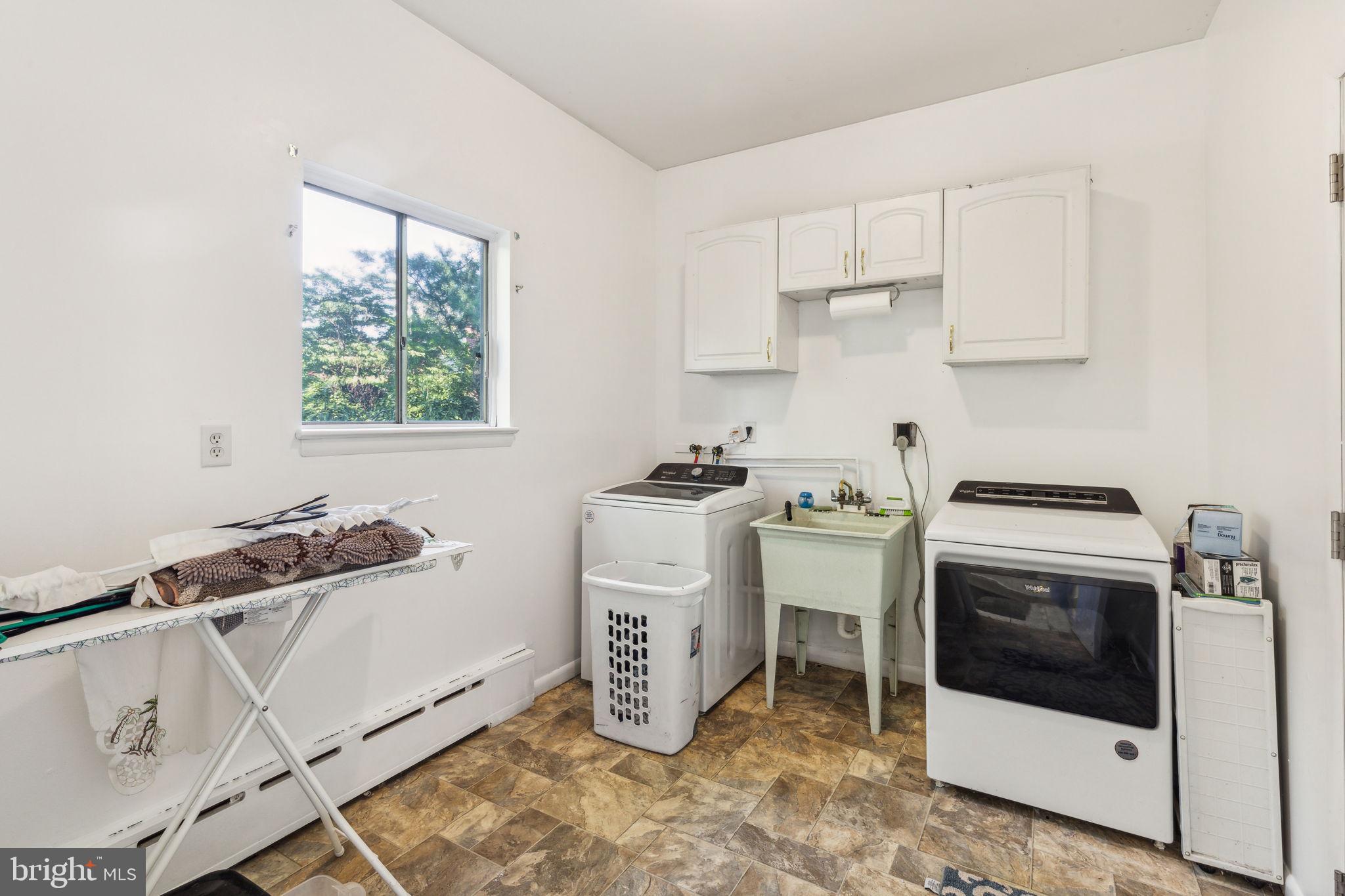 411 Kathleen Ave