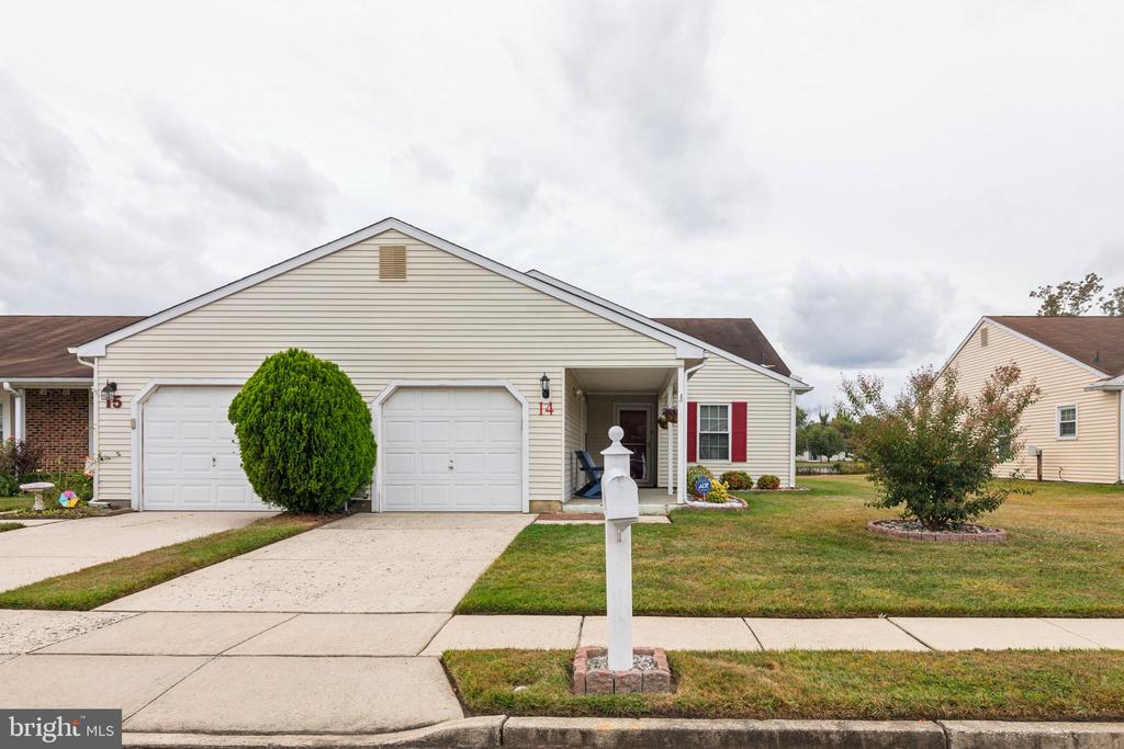 14 W Berwin Way