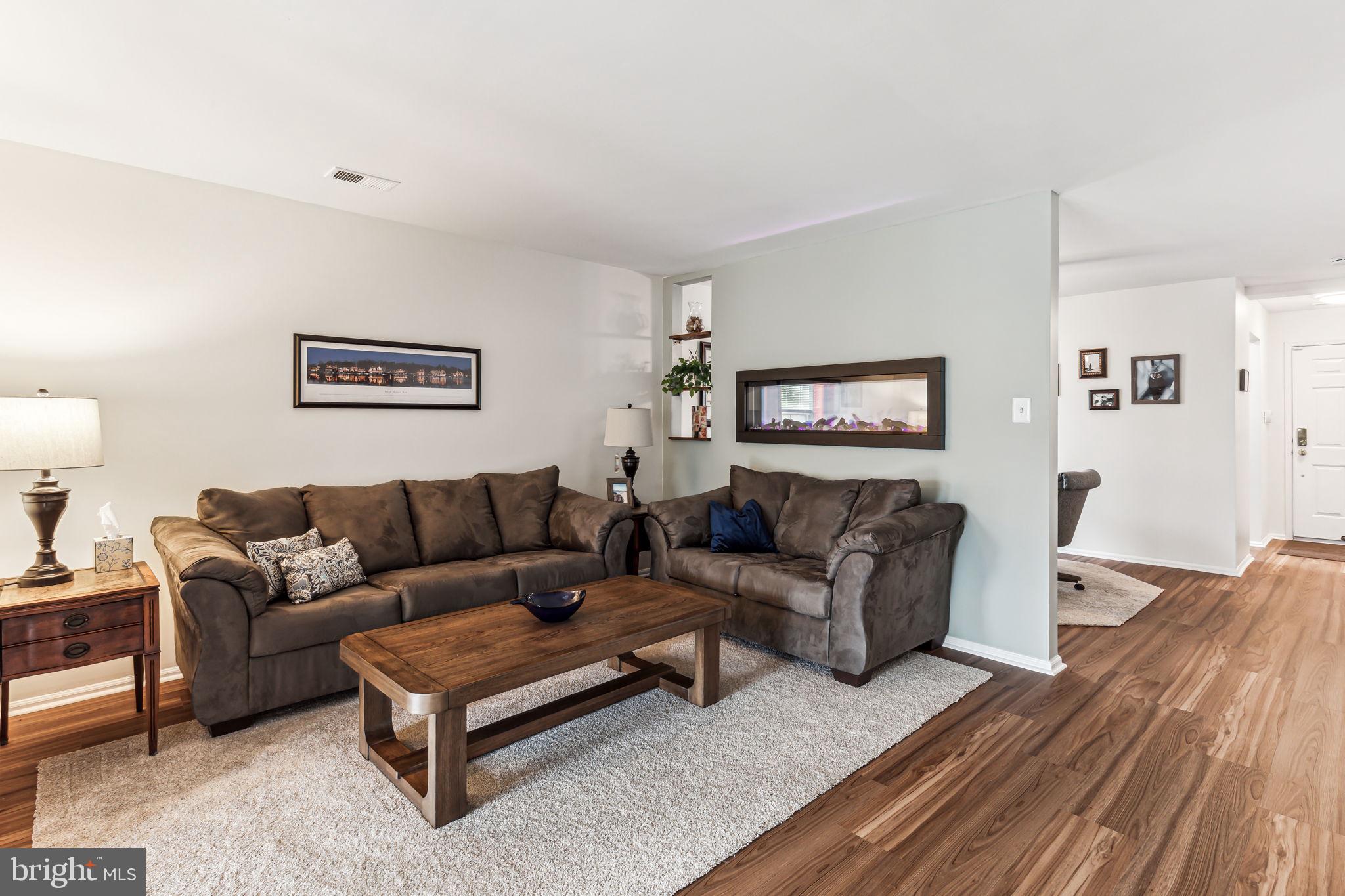 14 W Berwin Way