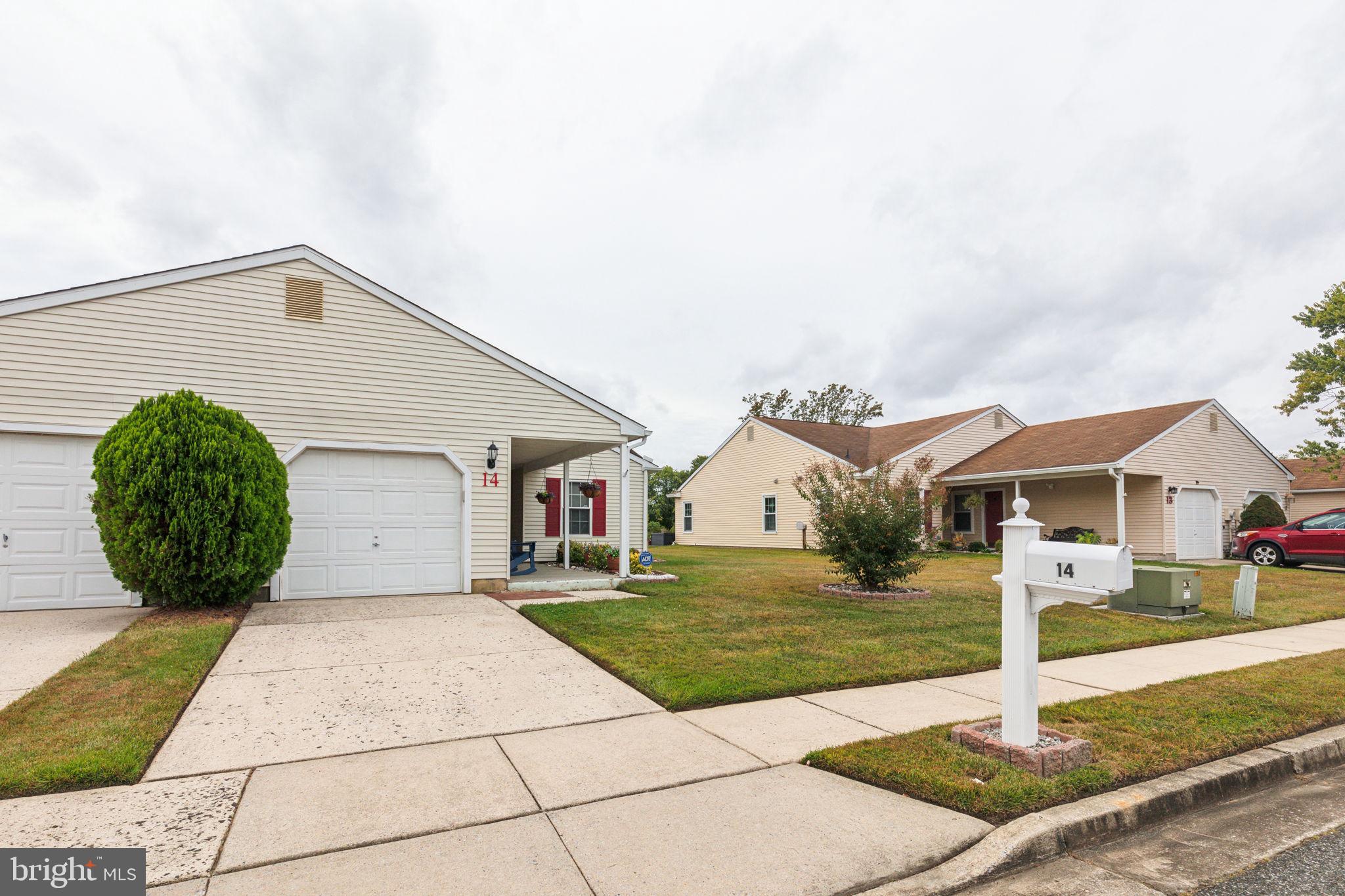 14 W Berwin Way