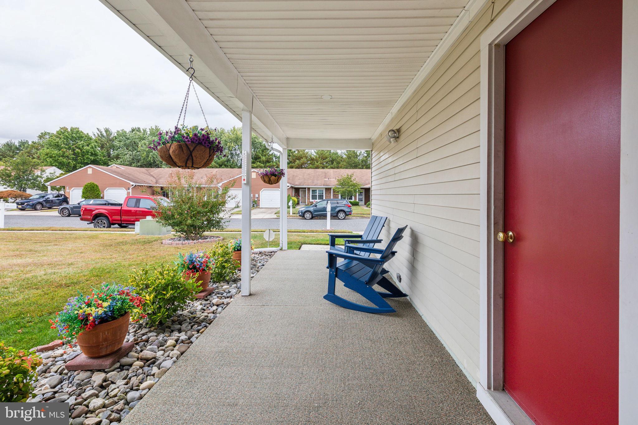 14 W Berwin Way