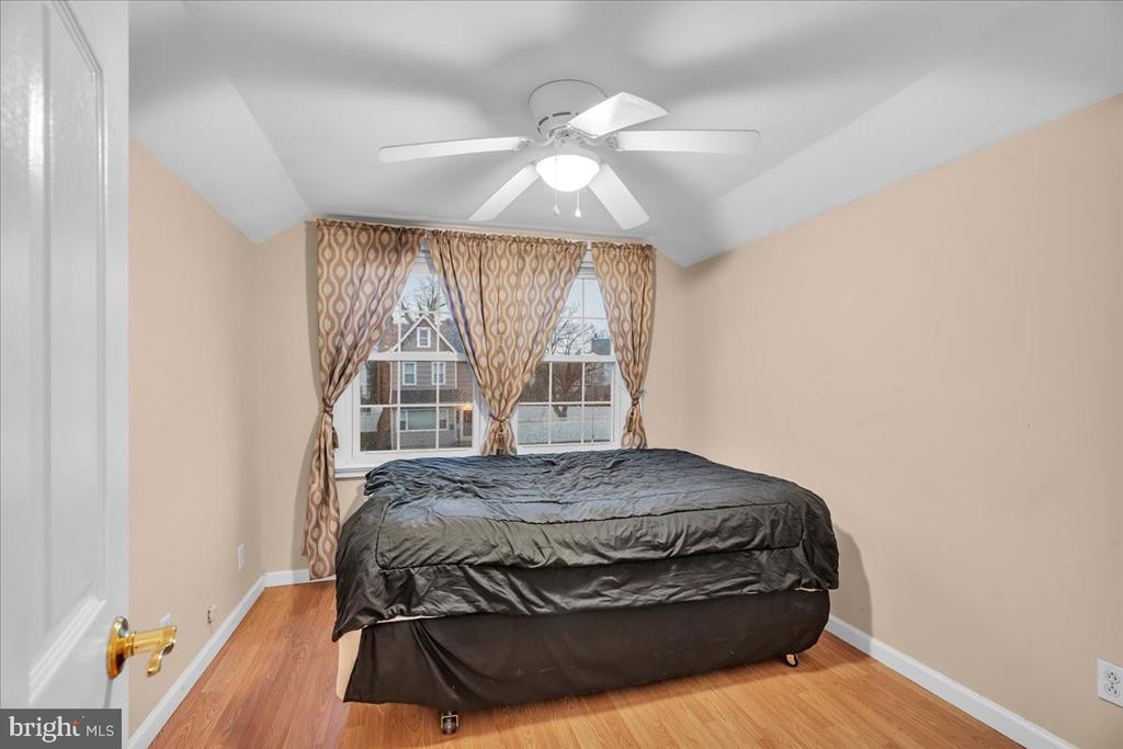 708 HIGHLAND AVENUE