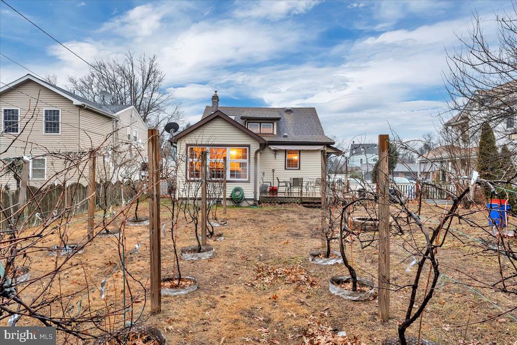 708 HIGHLAND AVENUE