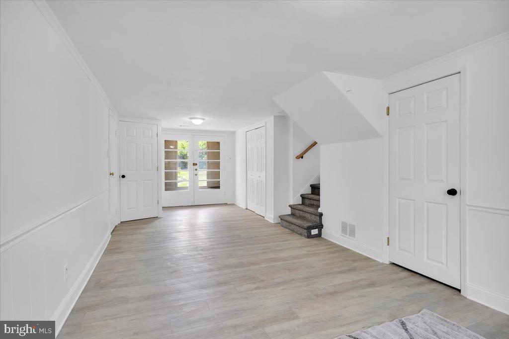 200 BOXWOOD LANE