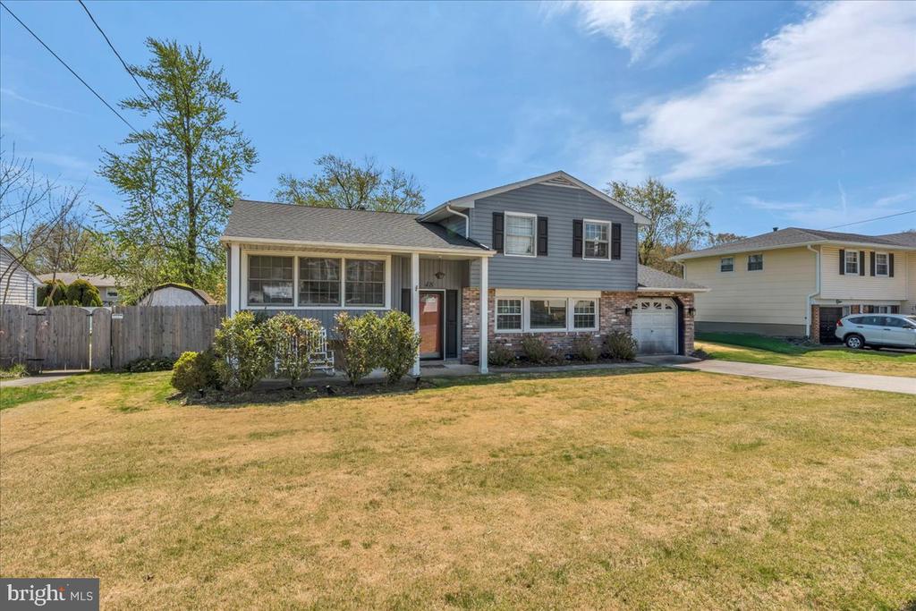 48 DARTMOUTH DRIVE
