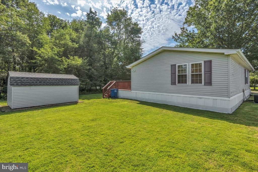 738 SABLE LANE