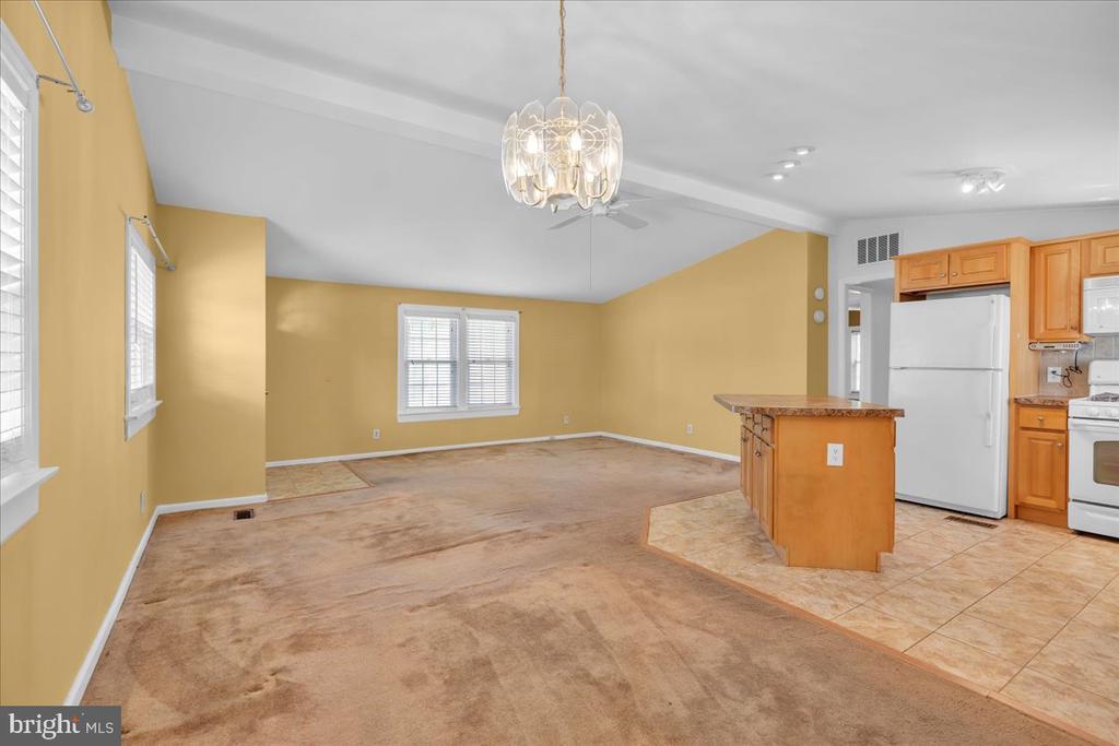 738 SABLE LANE