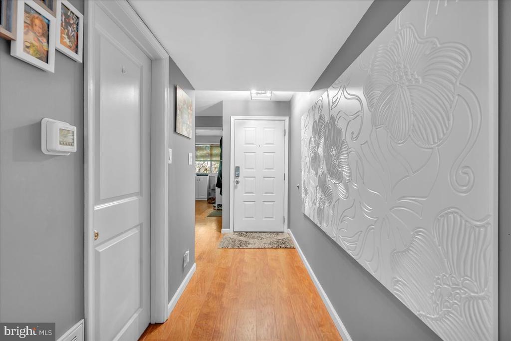 115 E KINGS HIGHWAY Unit: 442
