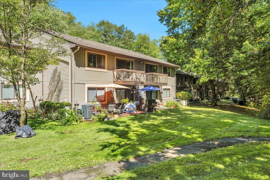 115 E KINGS HIGHWAY Unit: 442