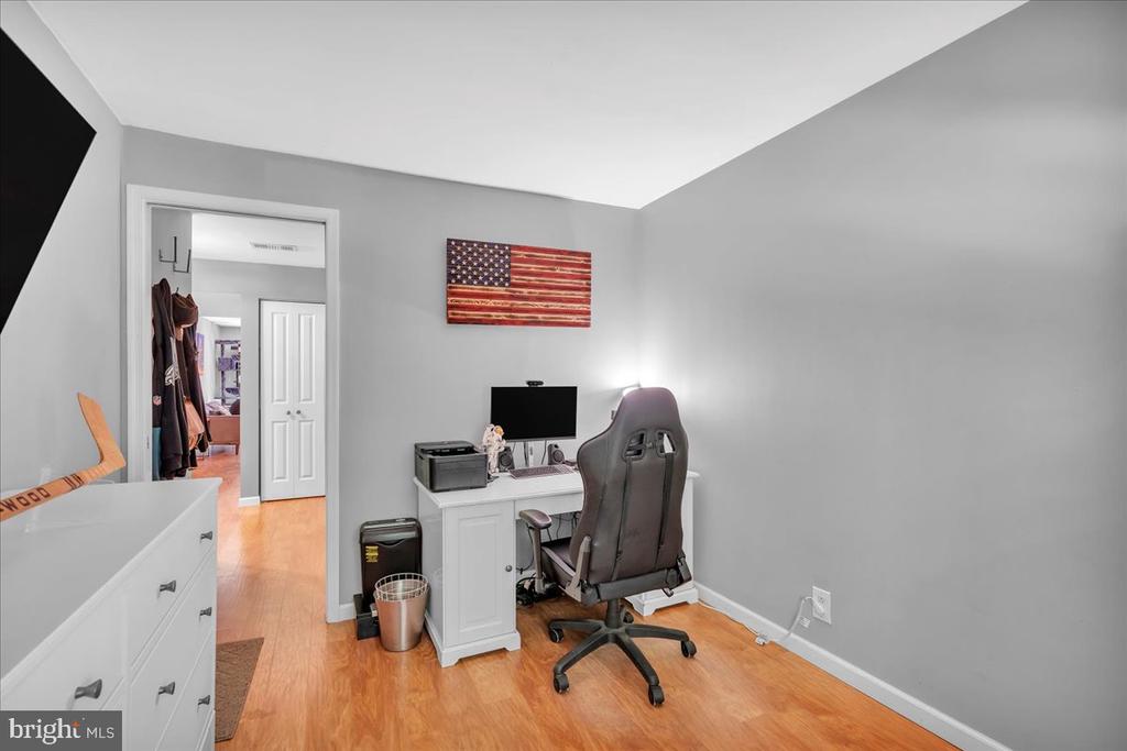 115 E KINGS HIGHWAY Unit: 442