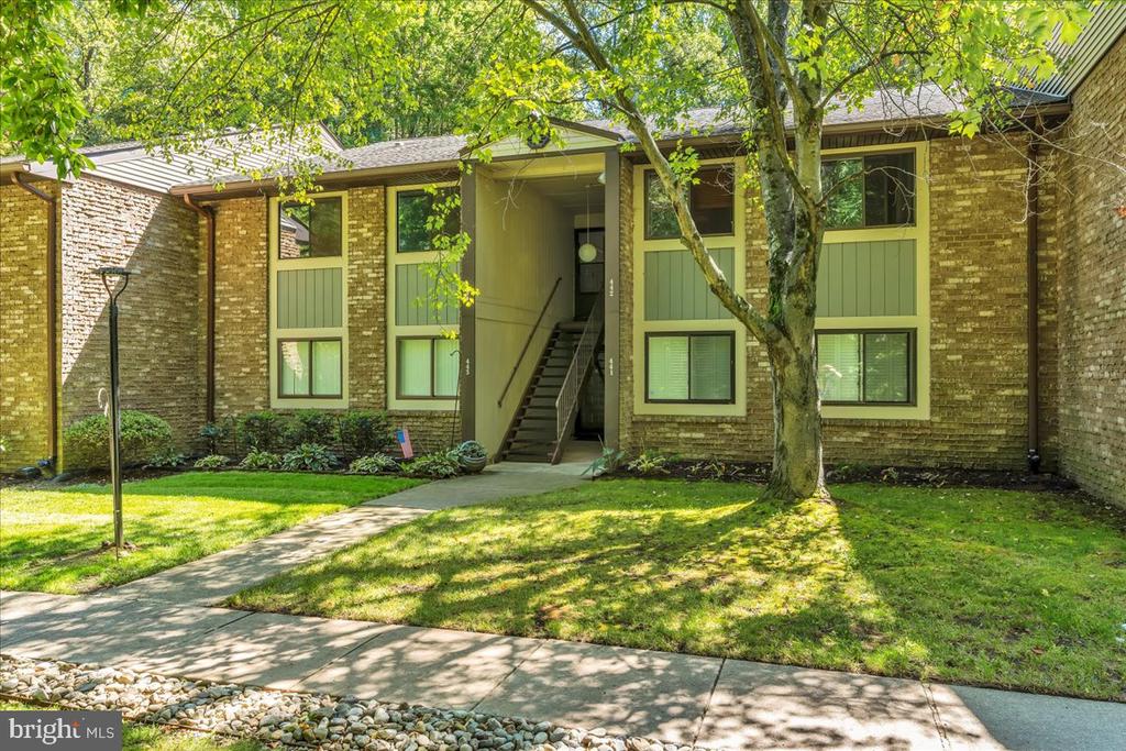 115 E KINGS HIGHWAY Unit: 442