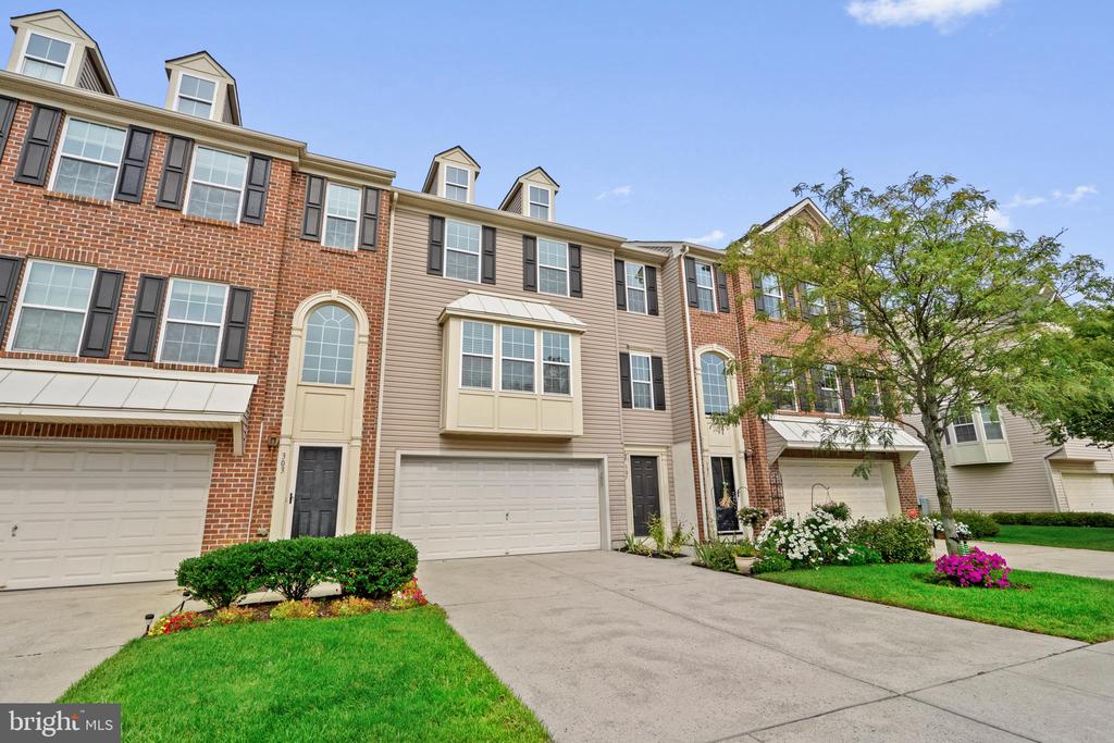 305 NATHAN DRIVE