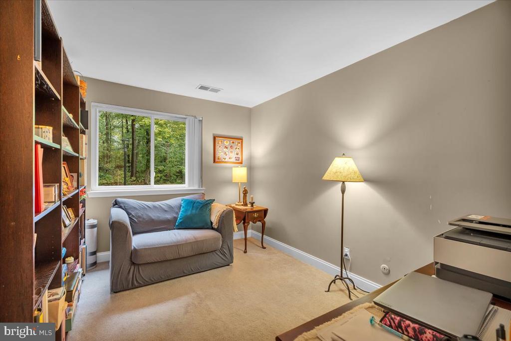 115 E KINGS HIGHWAY Unit: #443