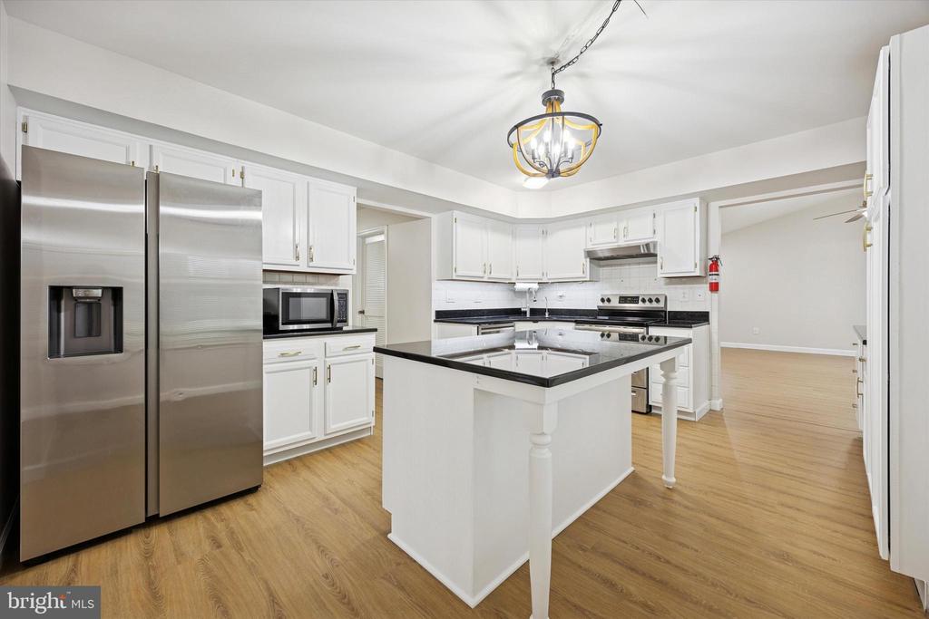 21 PARC RIDGE DRIVE