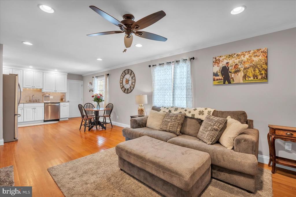 101 TARLTON COURT